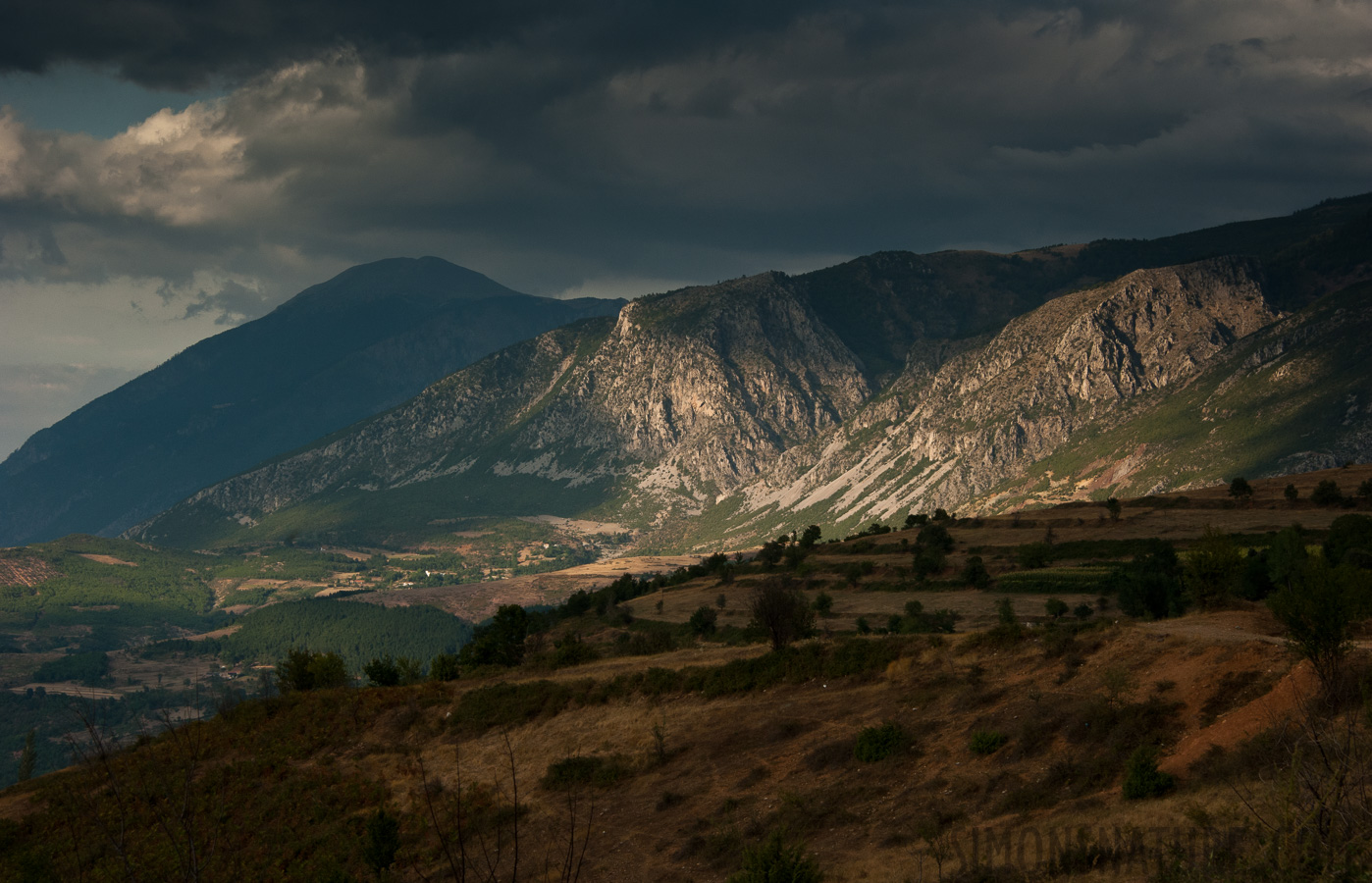 Albania -  [85 mm, 1/400 sec at f / 13, ISO 800]